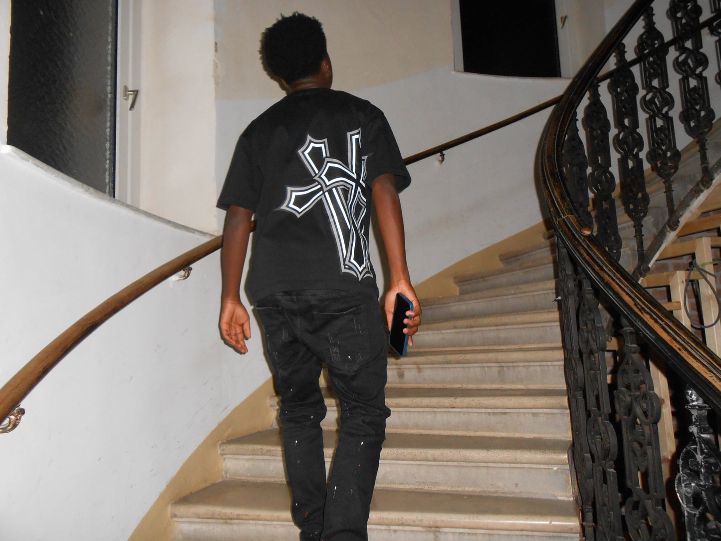 3 CROSSES BLACK T-SHIRT